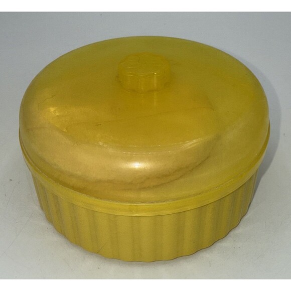 Vintage Delagar Spring Fresh Dusting Powder YELLOW, Sealed 5 Oz NEW Old Stock - Picture 1 of 9